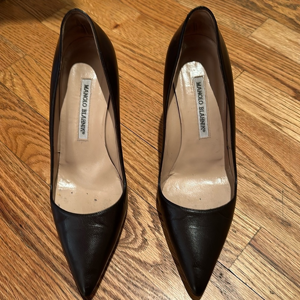 Chocolate brown pumps